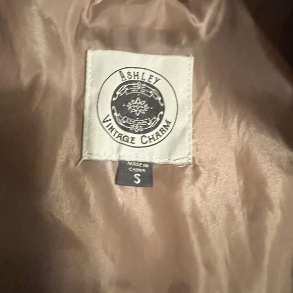 Womens Fleece Jacket Fuzzy Long Sleeve Short Coats Button - Picture 4 of 4